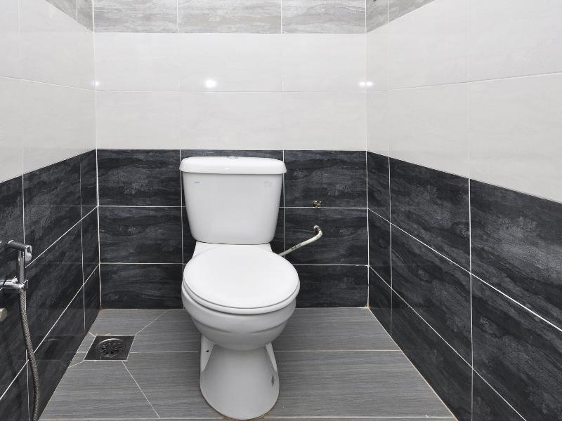 Ada Hotel & Apartment Куала-Тренгану Экстерьер фото